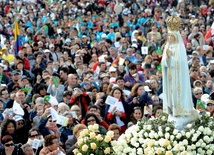 "Stacja Fatima". Uroczystości na 100-lecie objawień w Fatimie