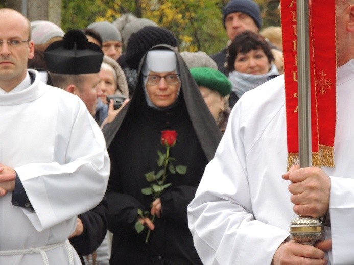 Powitanie ikony MB Częstochowskiej w parafii św. Jana Chrzciciela w Kutnie
