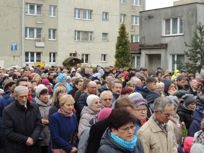 Powitanie ikony MB Częstochowskiej w parafii św. Jana Chrzciciela w Kutnie