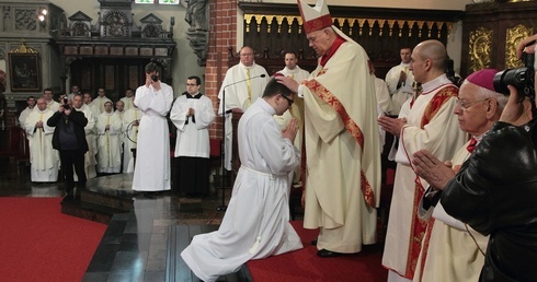 Święcenia diakonatu