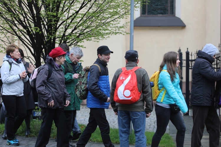 Pielgrzymi z Cieszyna wyruszają do Łagiewnik - 2017