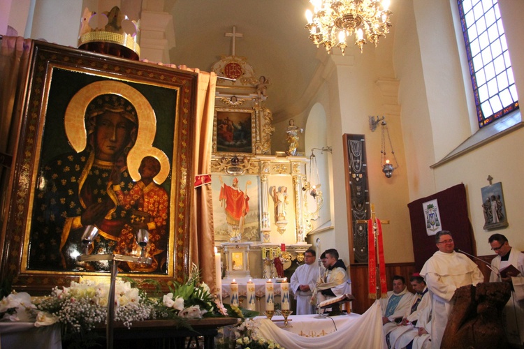 Powitanie ikony MB Częstochowskiej w Głogowcu