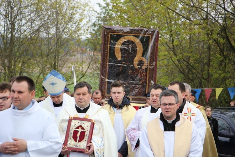 Powitanie ikony MB Częstochowskiej w Głogowcu