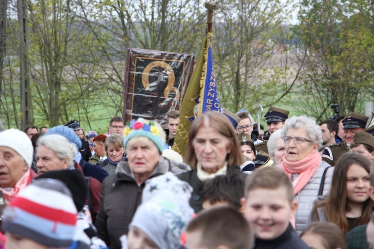 Powitanie ikony MB Częstochowskiej w Głogowcu