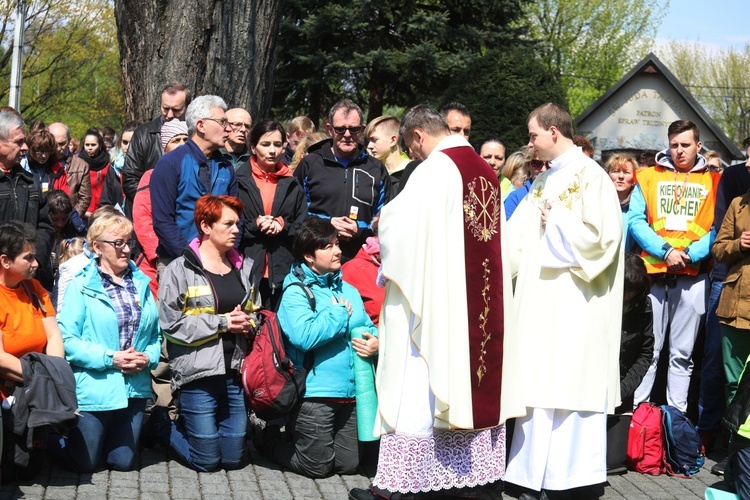 Msza św. na rozpoczęcie 5. pielgrzymki do Łagiewnik