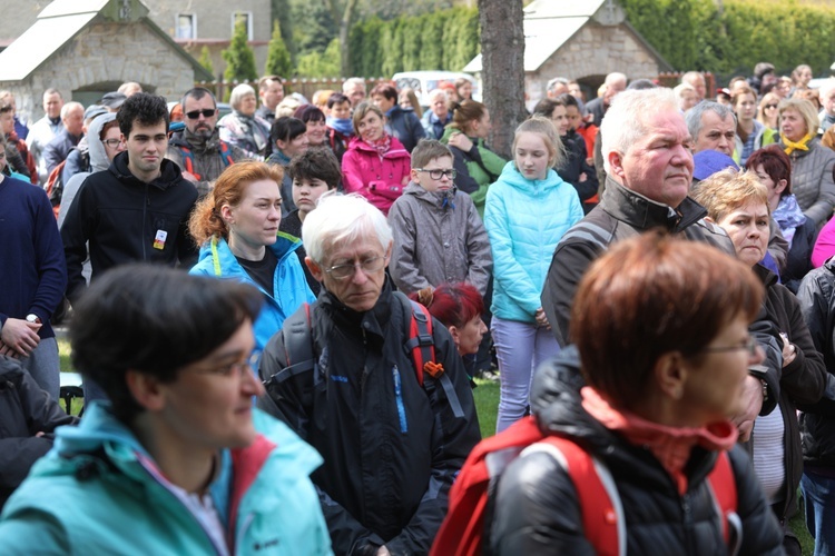 Msza św. na rozpoczęcie 5. pielgrzymki do Łagiewnik