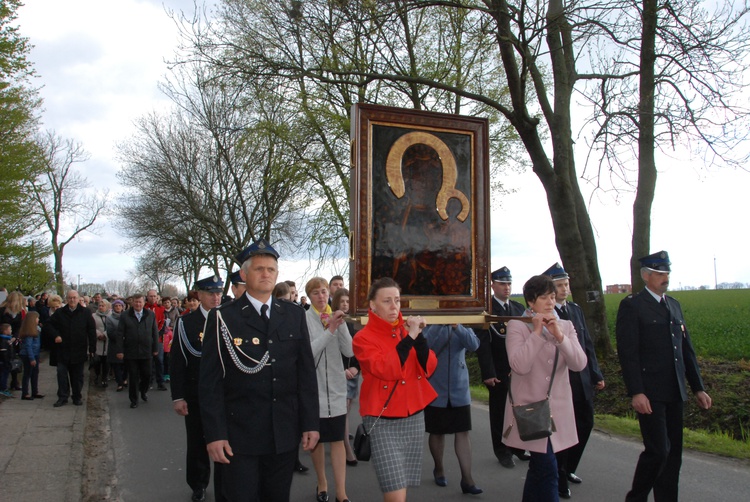 Powitanie ikony MB Częstochowskiej w Łaniętach