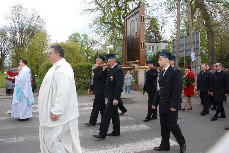 Powitanie ikony MB Częstochowskiej w Łaniętach