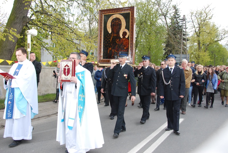 Powitanie ikony MB Częstochowskiej w Łaniętach