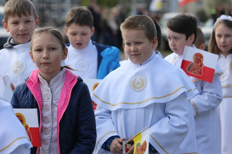 Powitanie ikony MB Częstochowskiej w Łaniętach