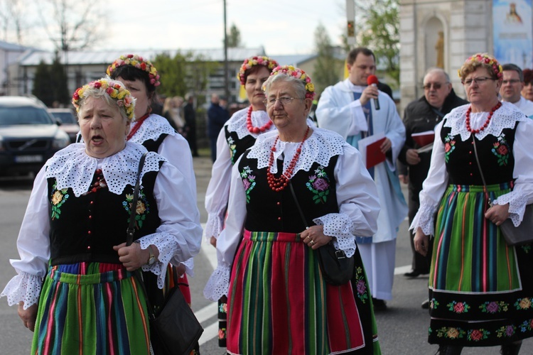 Powitanie ikony MB Częstochowskiej w Łaniętach