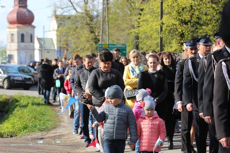 Powitanie ikony MB Częstochowskiej w Łaniętach