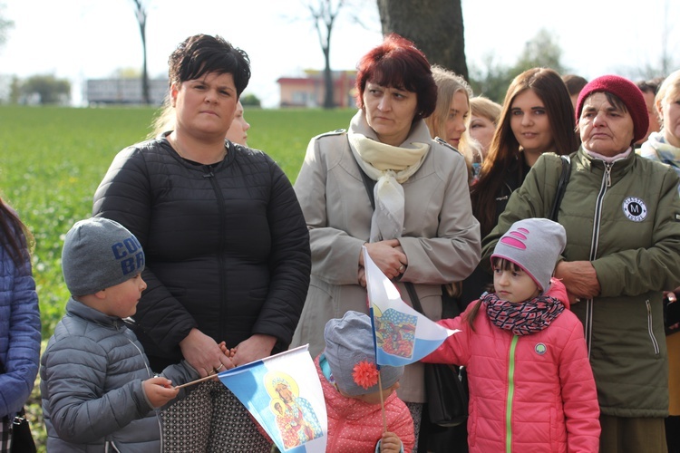 Powitanie ikony MB Częstochowskiej w Łaniętach