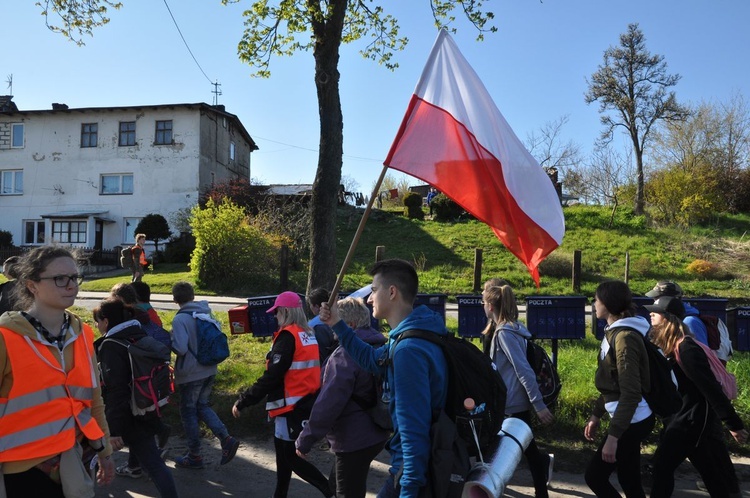 Pielgrzymka "Promienista" - dzień I - grupa ze Słupska