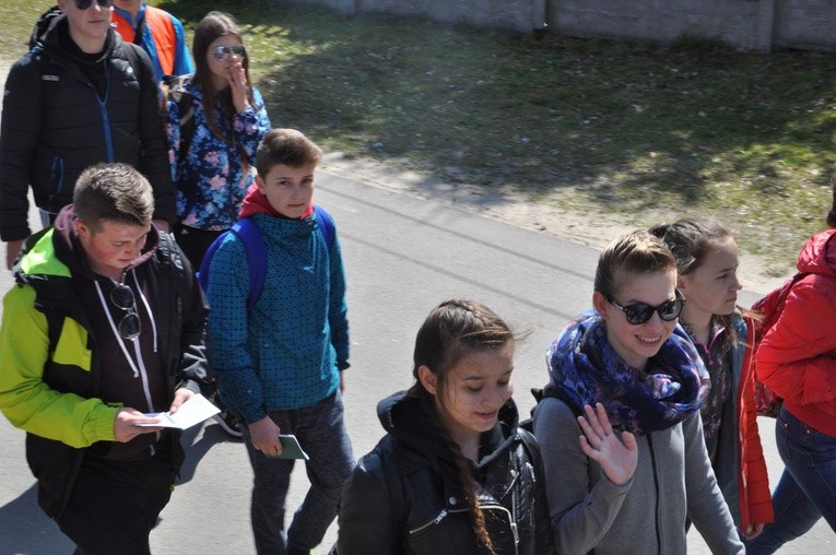 Pielgrzymka "Promienista" - dzień I - grupa z Barwic