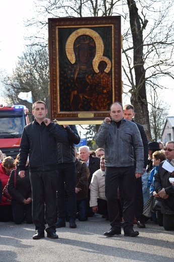 Powitanie ikony MB Częstochowskiej w Strzelcach