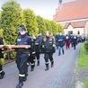 ▲	Droga Światła odbyła się 27 kwietnia. Po nabożeństwie w parafialnym kościele odbył się koncert grupy Secret Garden Singers z Malborka. 