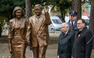 J. Kaczyński: Lechowi Kaczyńskiemu należą się pomniki
