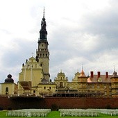 Rozpoczęły się uroczystości Matki Bożej Królowej Polski