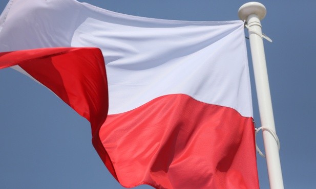W całej Polsce uroczyście obchodzono Święta Flagi