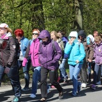 Pielgrzymi wspierają remont klasztoru sióstr klarysek od Wieczystej Adoracji w Kętach - 2017