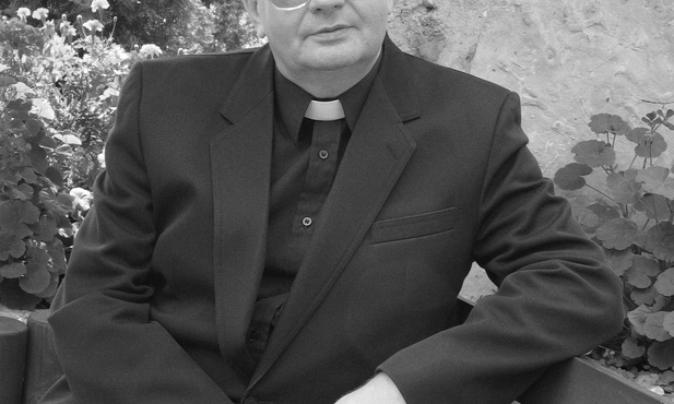 Zmarł ks. prof. Jan Górecki