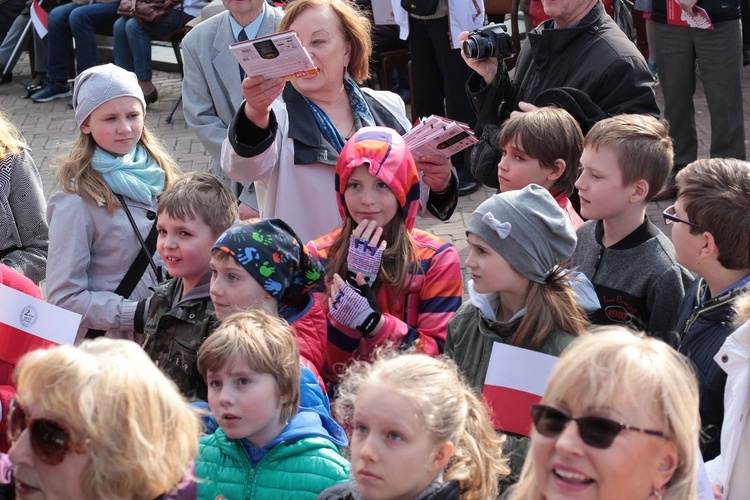 Koszalińskie śpiewanie pieśni patriotycznych