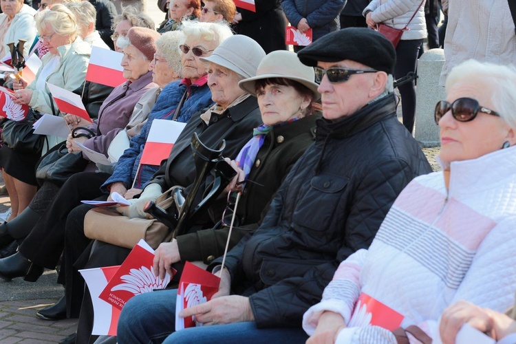 Koszalińskie śpiewanie pieśni patriotycznych