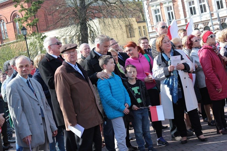 Koszalińskie śpiewanie pieśni patriotycznych