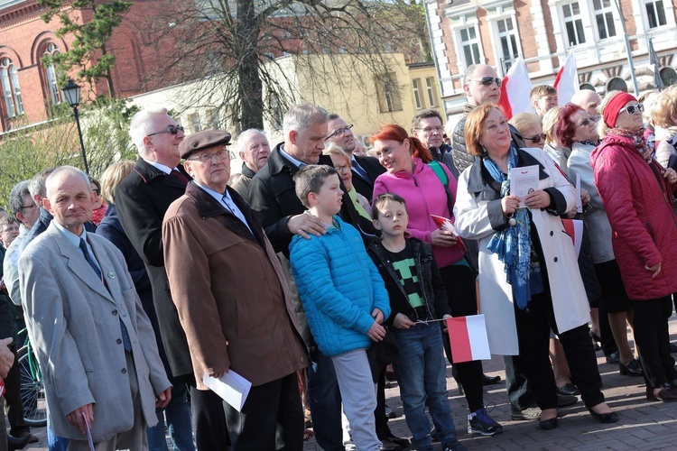 Koszalińskie śpiewanie pieśni patriotycznych