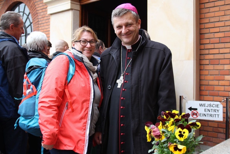 Pielgrzymi u św. Faustyny 2017