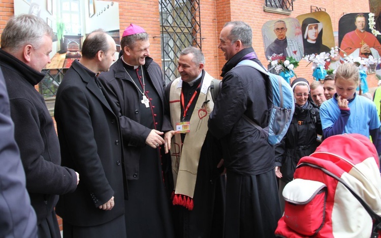 Pielgrzymi u św. Faustyny 2017