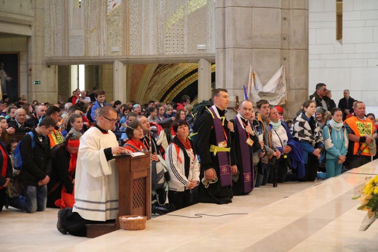 Pielgrzymi w Centrum Jana Pawła II 2017 (2)