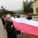 Święty Florian stanął w Ropie