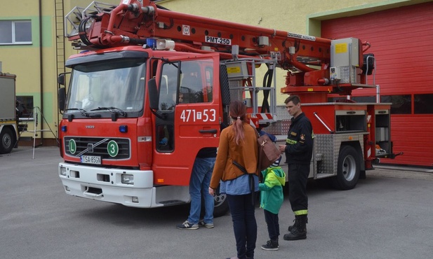 Każdy mógł zostać strażakiem