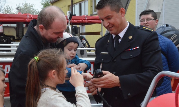 Każdy mógł zostać strażakiem