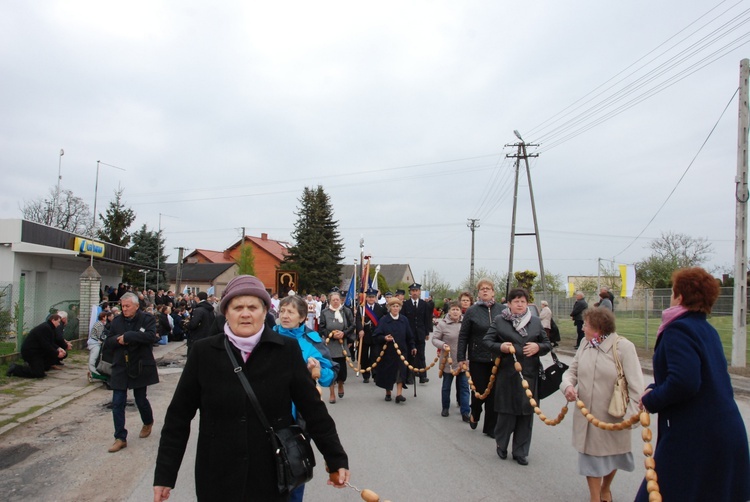 Powitanie ikony MB Częstochowskiej w Nowem