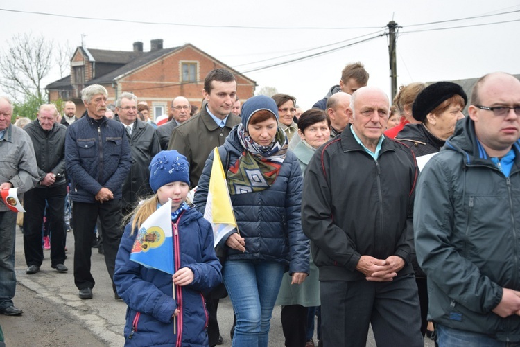 Powitanie ikony MB Częstochowskiej w Miłonicach