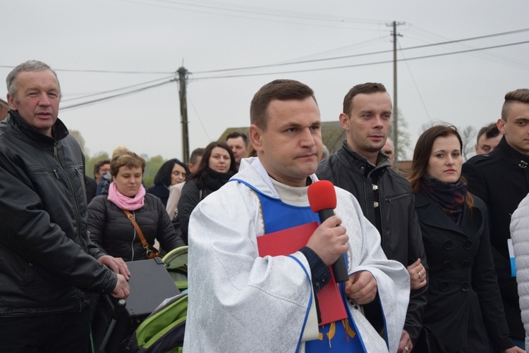 Powitanie ikony MB Częstochowskiej w Miłonicach