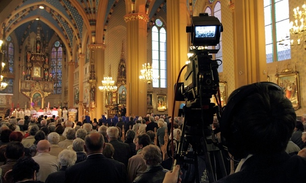 Msza święta transmitowana
