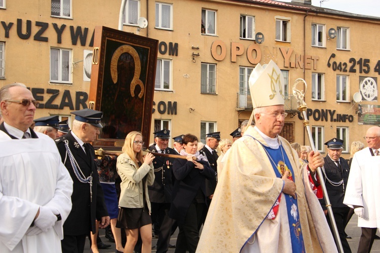 Powitanie ikony MB Częstochowskiej w Krośniewicach