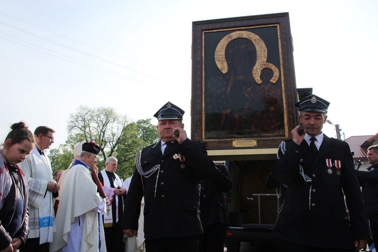 Powitanie ikony MB Częstochowskiej w Krośniewicach