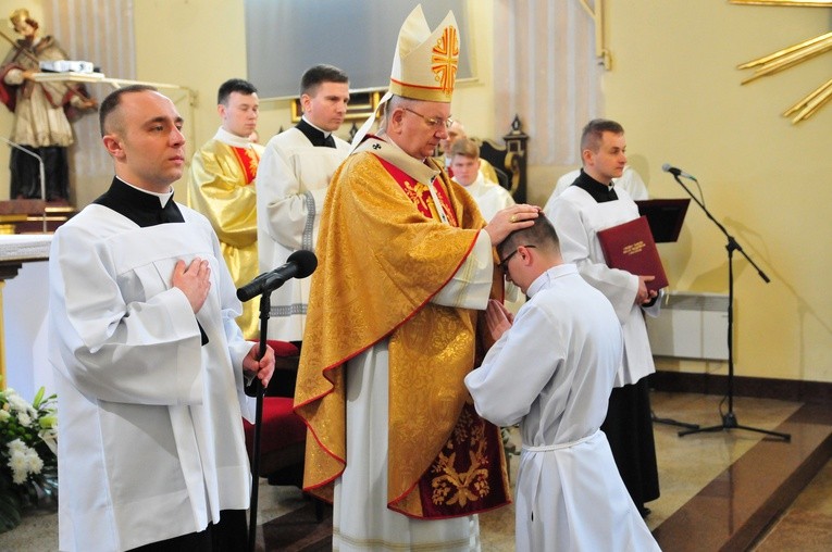 Święcenia diakonatu w parafii Turobin