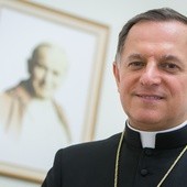 Abp Mokrzycki: z Janem Pawłem II codziennie odprawialiśmy majowe nabożeństwo