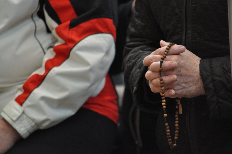 Pielgrzymka Żywego Różańca do Skrzatusza