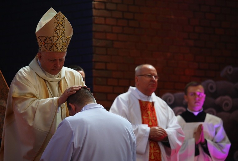 Wezwani do pięknej miłości! Święcenia diakonatu w parafii św. Andrzeja Boboli