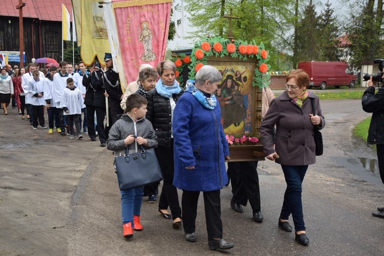 Powitanie ikony MB Częstochowskiej w Imielnie