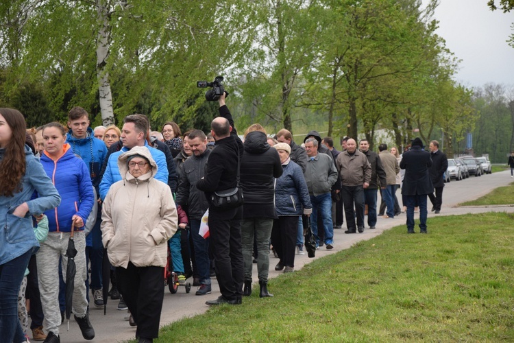 Powitanie ikony MB Częstochowskiej w Ostrowach