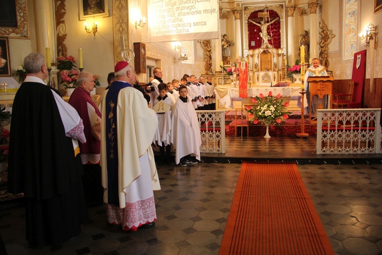 Powitanie ikony MB Częstochowskiej w Dąbrowicach