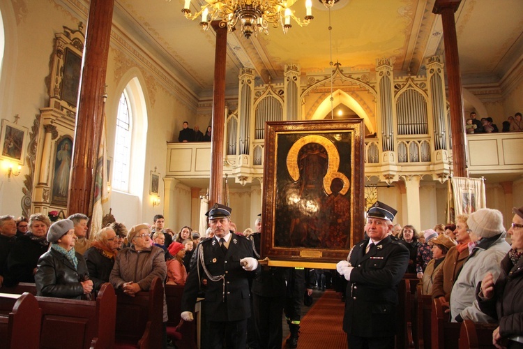 Powitanie ikony MB Częstochowskiej w Dąbrowicach